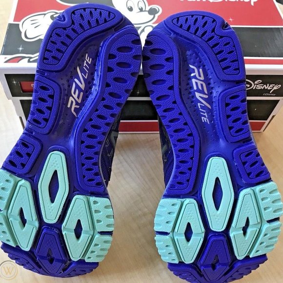 DISNEY NEW BALANCE RunDISNEY HAUNTED MANSION PURPLE VAZEE PACE V2 RUNNING SHOES - Picture 2 of 6